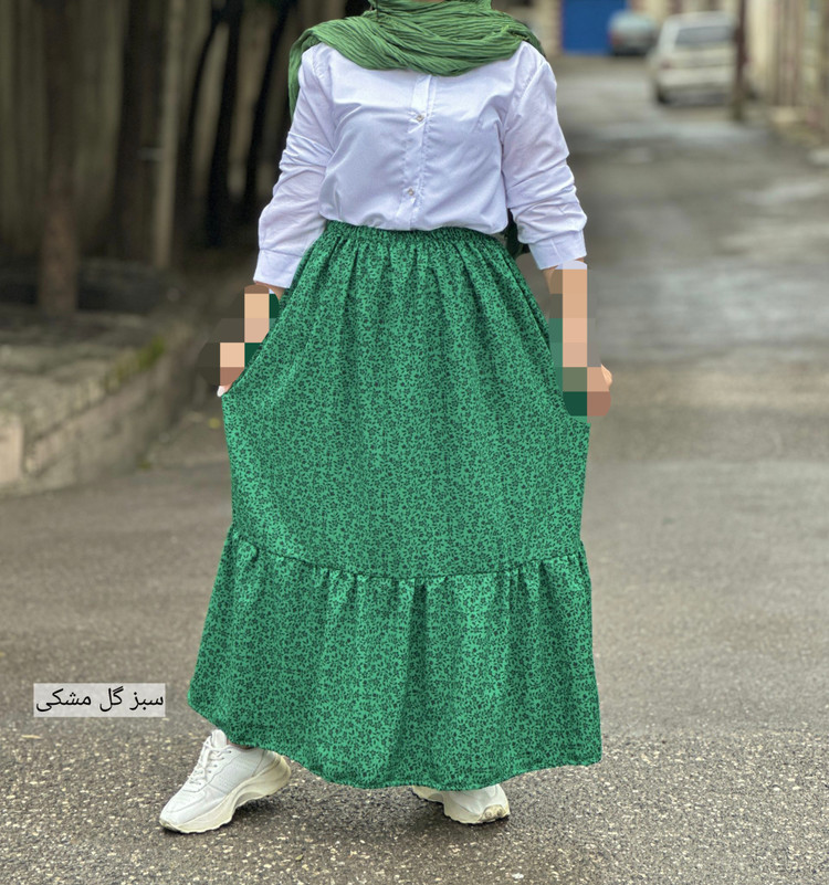 دامن گلدار بهاری